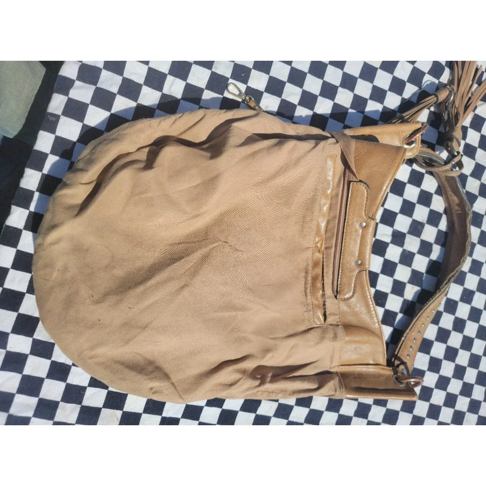 Tan Faux Leather Canvas‎ Hobo Shoulder Bag Tassel Zip Trim Distressed